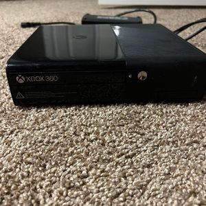 Xbox 360 E black